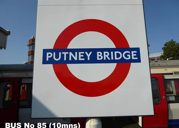 1 Bedroom Flat In Putney