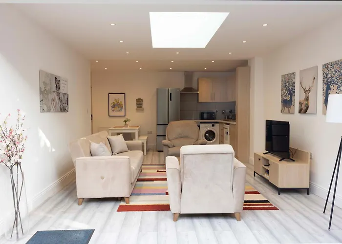 1 Bedroom Flat In Putney