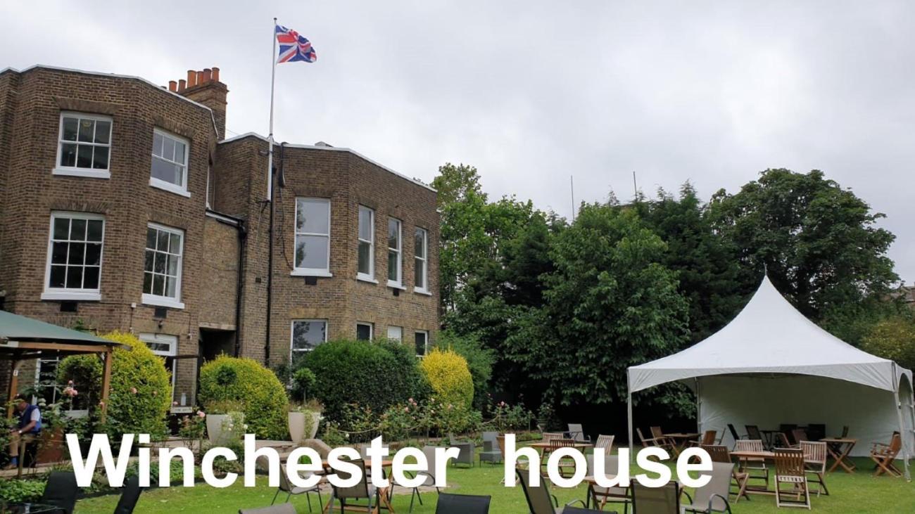 1 Bedroom Flat In Putney * London